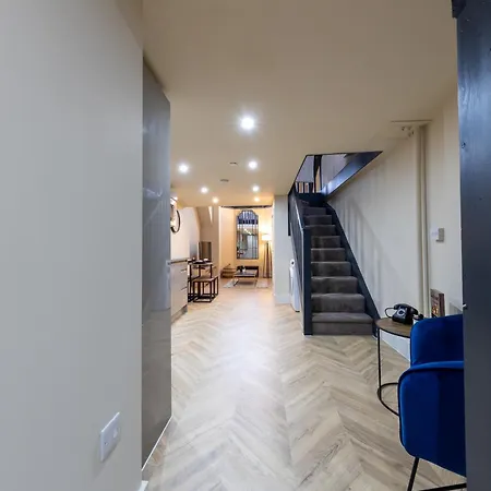 Urban Arch - Leeds Centre Apartment *